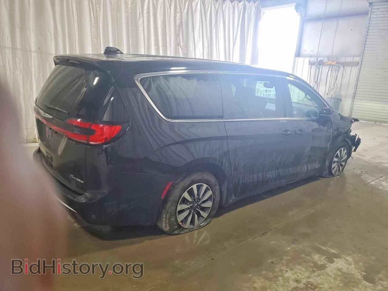2025 CHRYSLER PACIFICA - VIN: 2C4RC1S73SR591142 - Photo 3