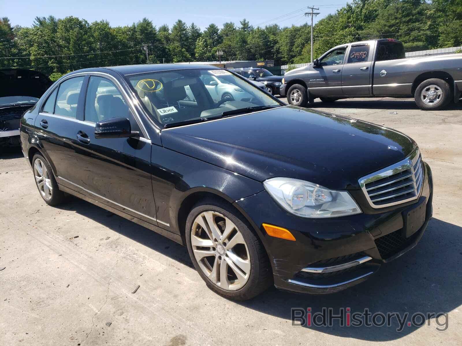 Photo WDDGF8BB5CR201098 - MERCEDES-BENZ C CLASS 2012