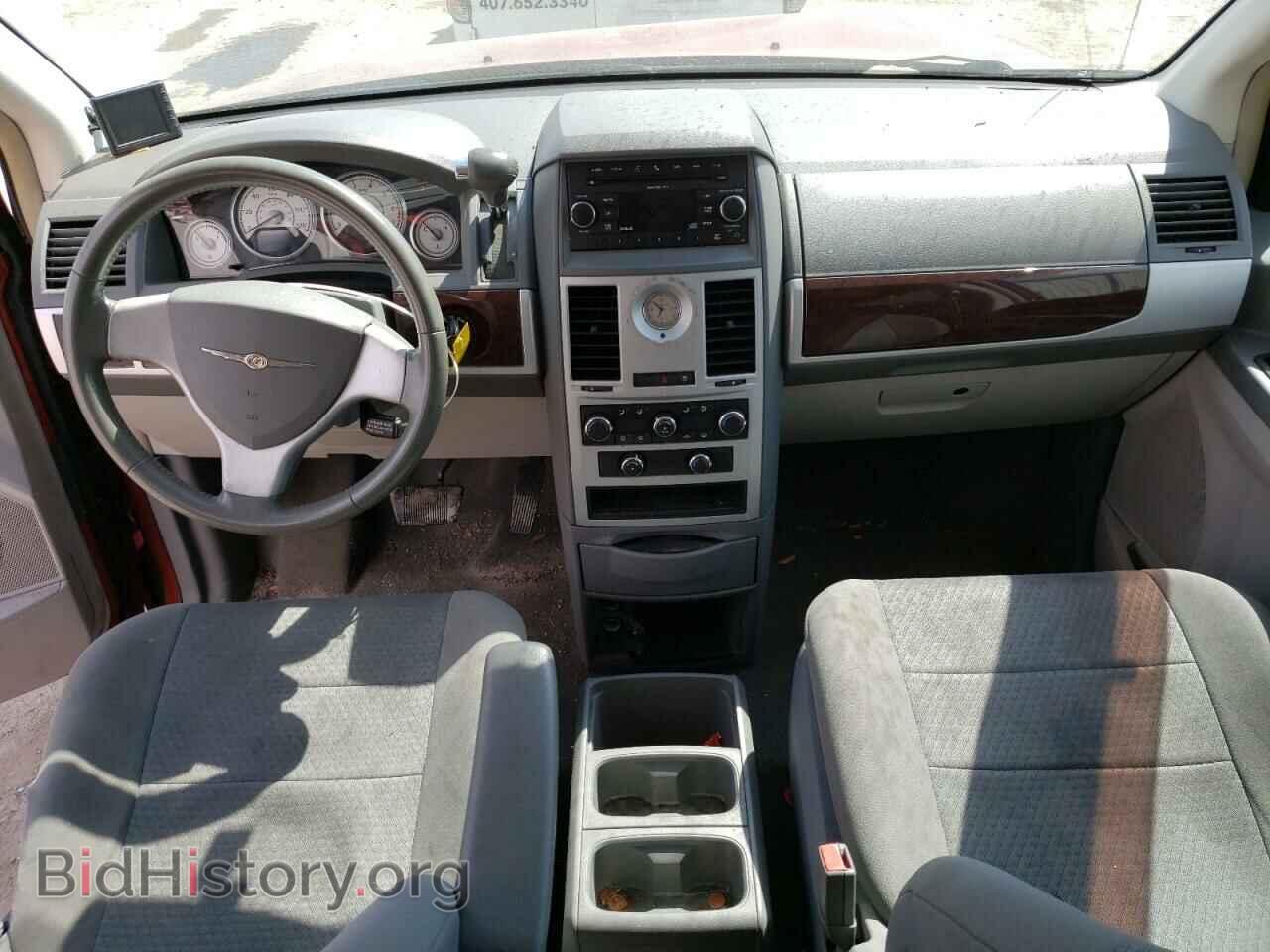 2010 CHRYSLER MINIVAN - VIN: 2A4RR5D13AR230209 - Photo 8