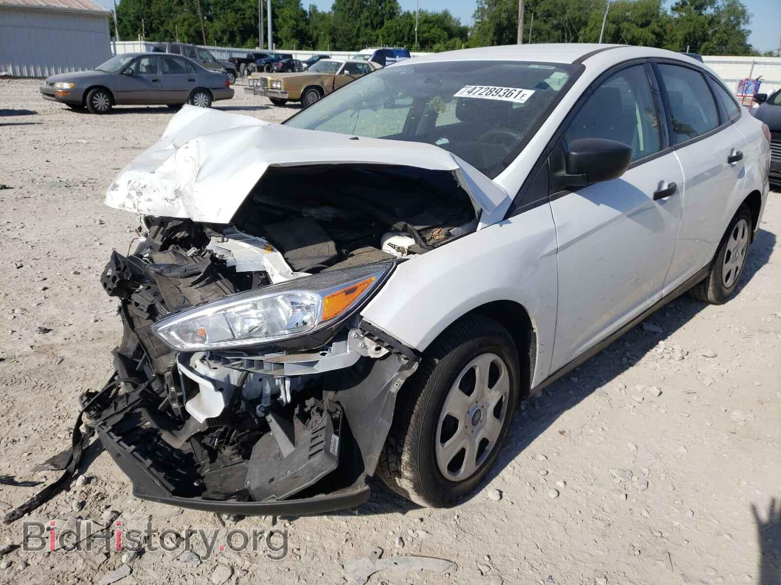 2017 FORD FOCUS - VIN: 1FADP3E26HL229100 - Фото 2