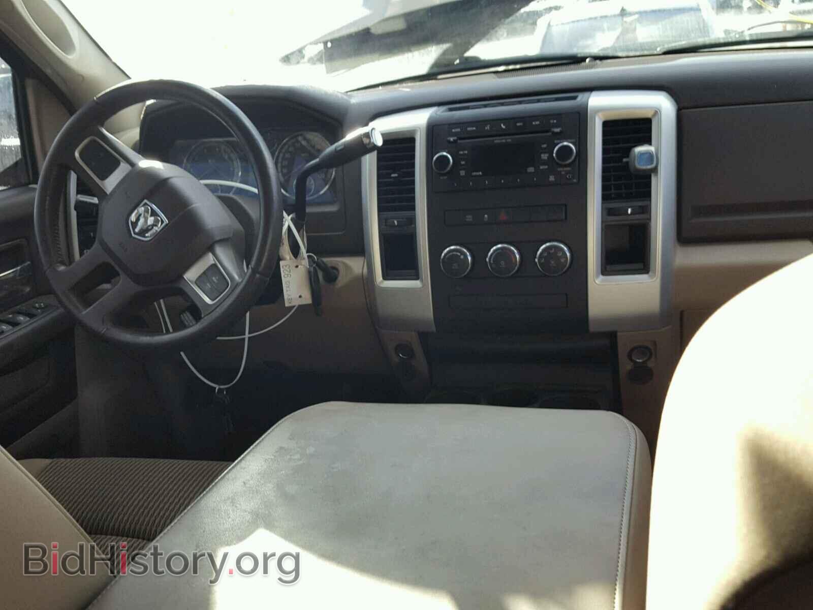 2010 DODGE RAM 1500 - VIN: 1D7RB1GT2AS250889 - Фото 9