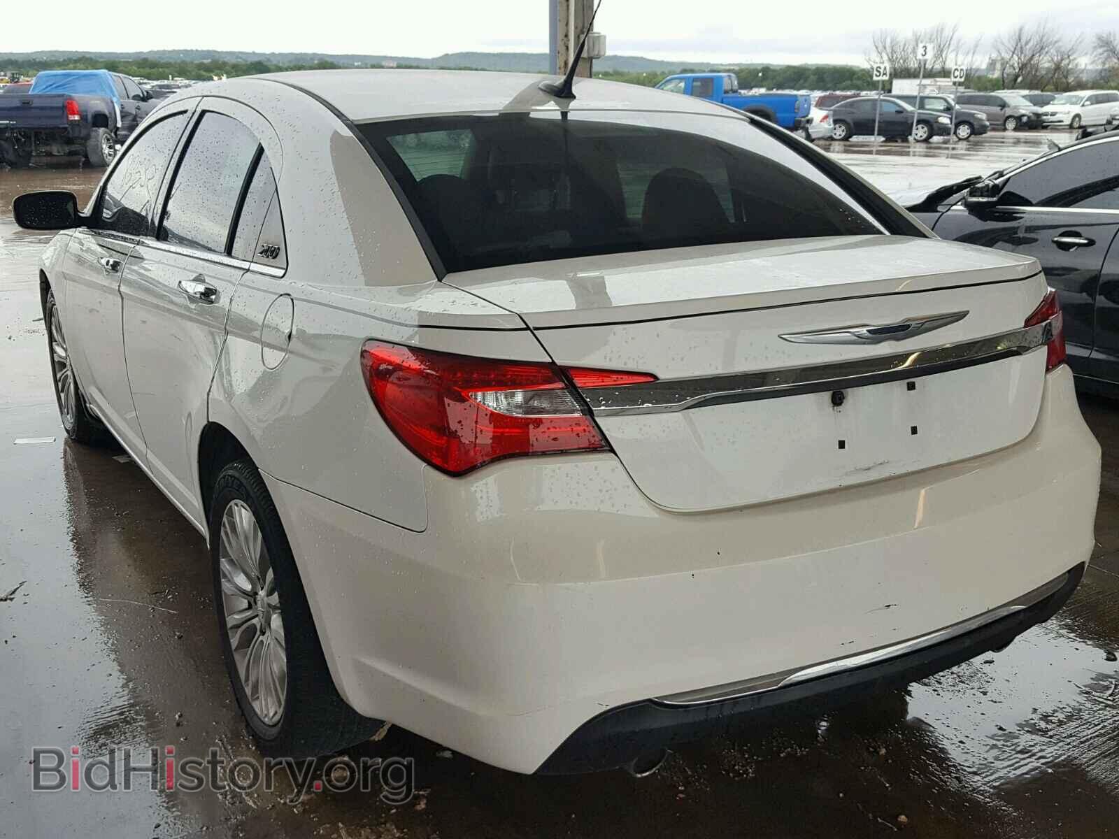 2011 CHRYSLER 200 - VIN: 1C3BC2FG0BN520189 - Фото 3