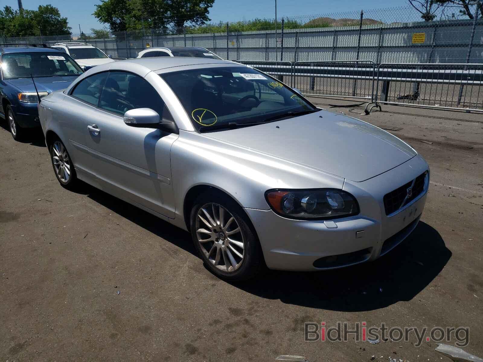 Фотография YV1MC67258J048662 - VOLVO C70 2008