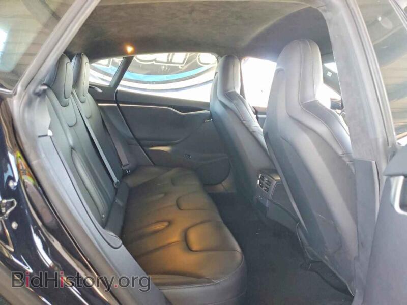 2016 Tesla MODEL S (VIN 5YJSA1E25GF169691) — фото 10 из 14