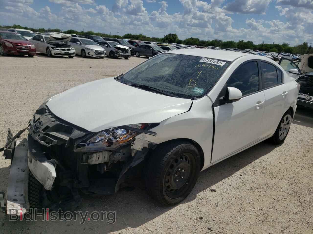 2013 MAZDA 3 - VIN: JM1BL1TF1D1702141 - Photo 2