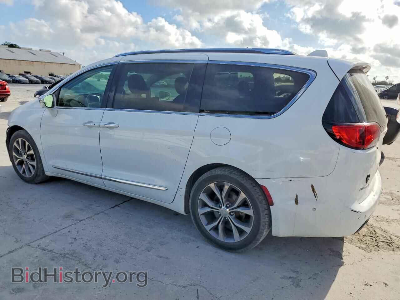 2017 CHRYSLER PACIFICA - VIN: 2C4RC1GG2HR506762 - Фото 2