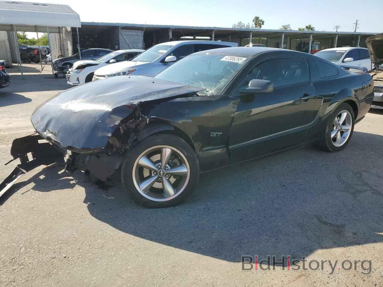 Photo 1ZVHT82H865212049 - FORD MUSTANG 2006