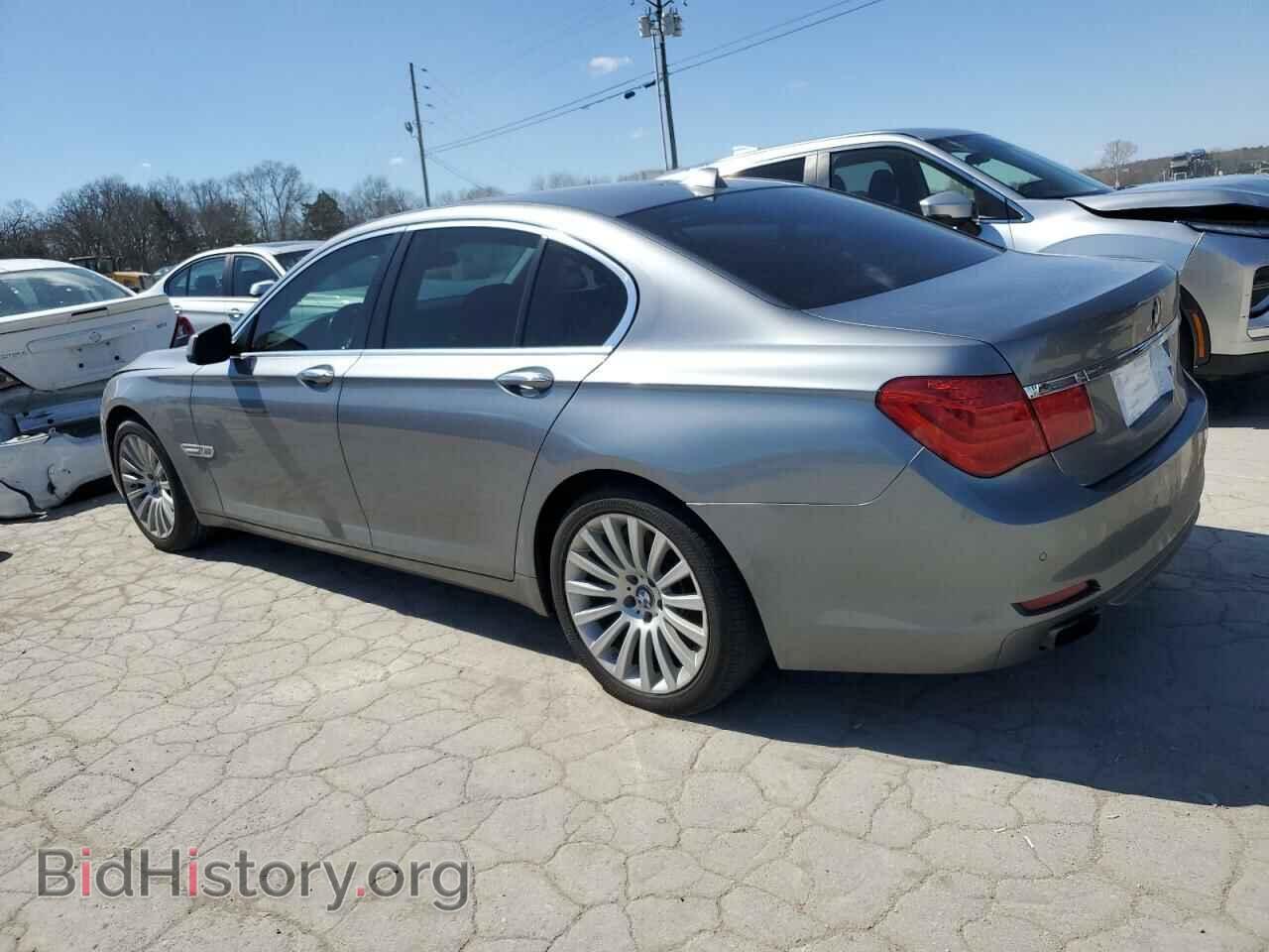 2012 BMW 7 SERIES - VIN: WBAKA8C50CDX01448 - Фото 2