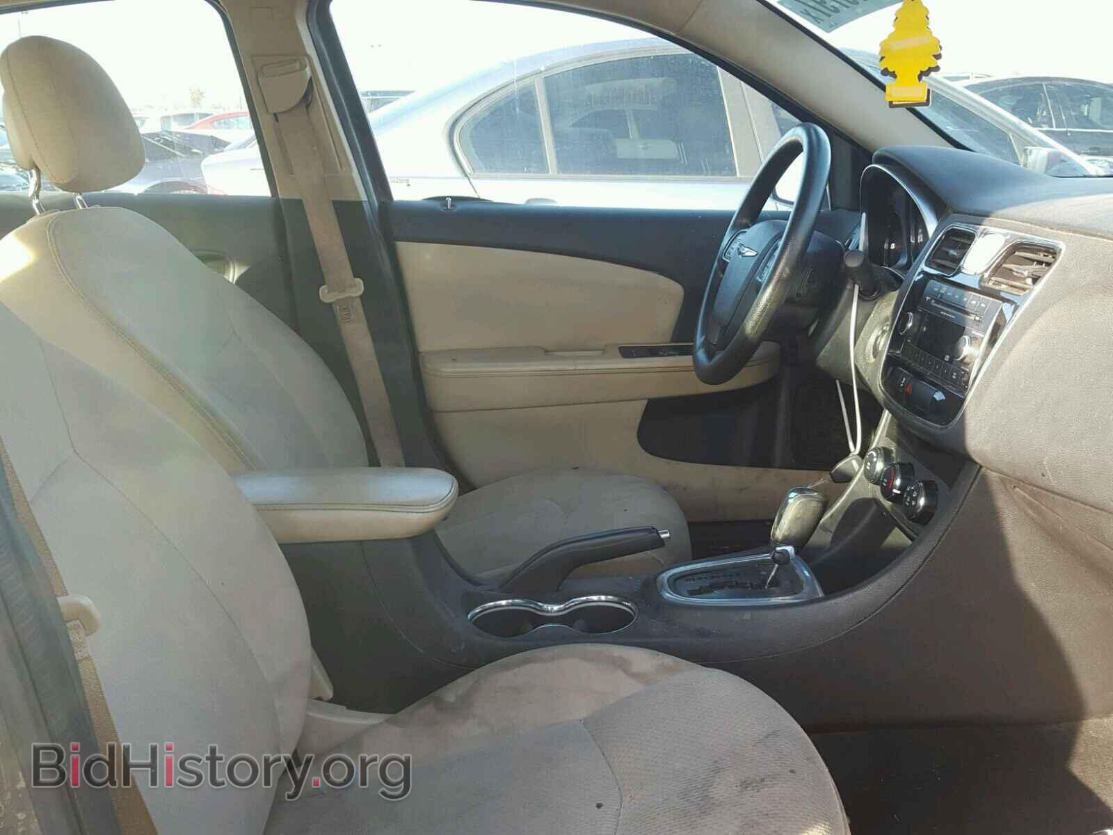2013 CHRYSLER 200 - VIN: 1C3CCBAB5DN588703 - Photo 5