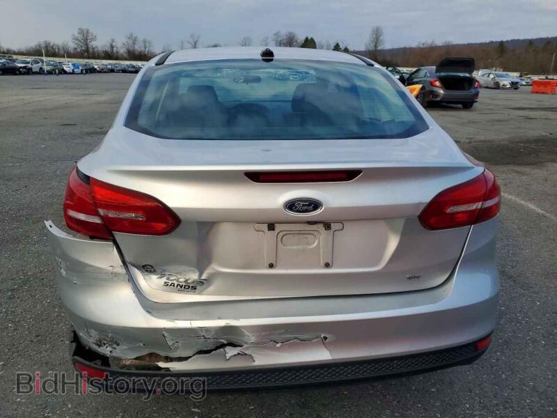 2017 Ford FOCUS (VIN 1FADP3F24HL330764) — фото 6 из 14