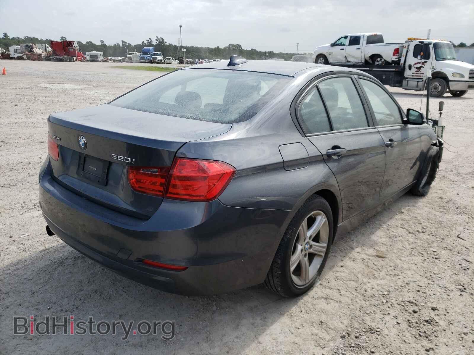 2013 BMW 3 SERIES - VIN: WBA3C3C57DF982672 - Фото 4