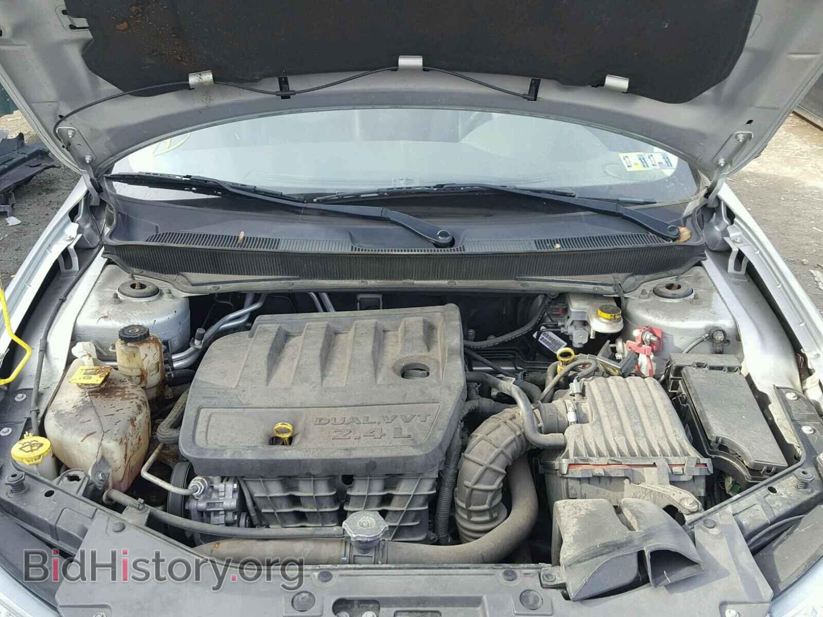 2010 CHRYSLER SEBRING - VIN: 1C3CC5FB3AN233907 - Фото 7