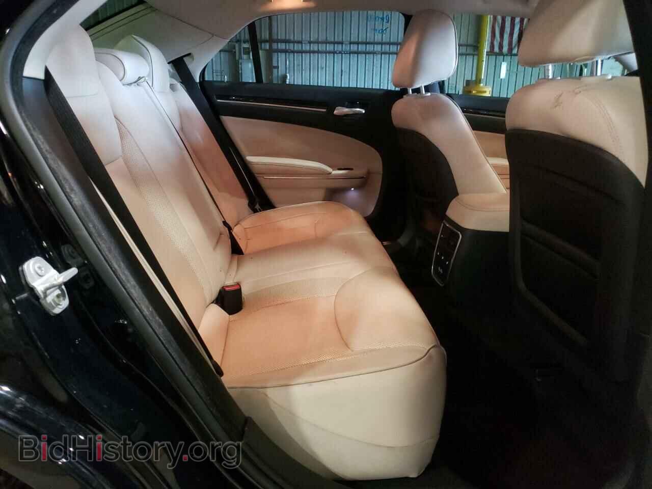 2016 CHRYSLER 300 - VIN: 2C3CCAEG6GH324841 - Фото 6