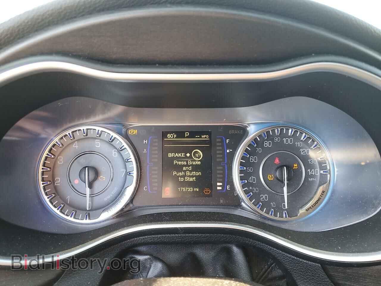2016 CHRYSLER 200 - VIN: 1C3CCCAB7GN107523 - Фото 9