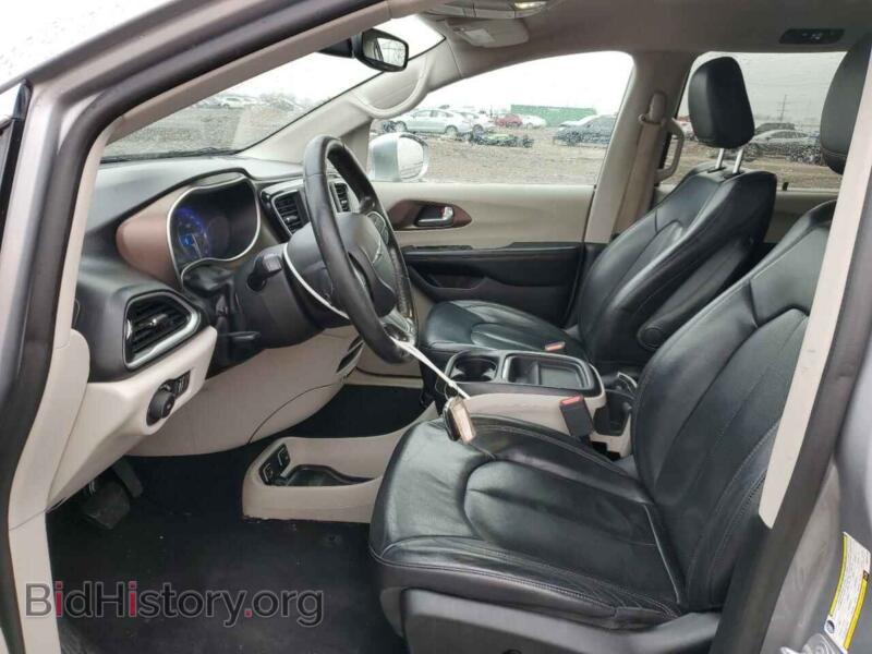 2019 Chrysler PACIFICA (VIN 2C4RC1BG8KR624748) — фото 7 из 13