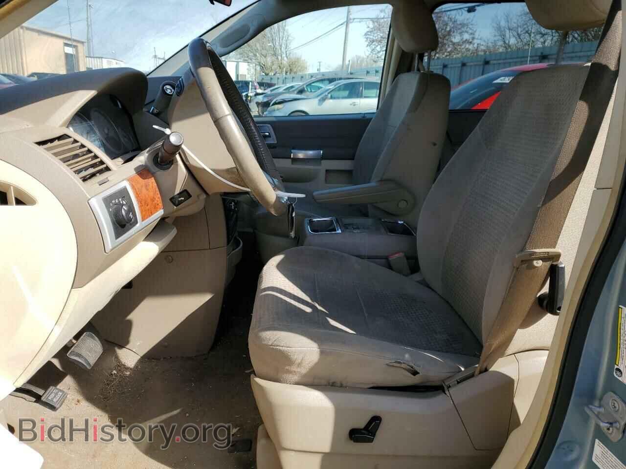 2008 CHRYSLER MINIVAN - VIN: 2A8HR54P48R648934 - Фото 7