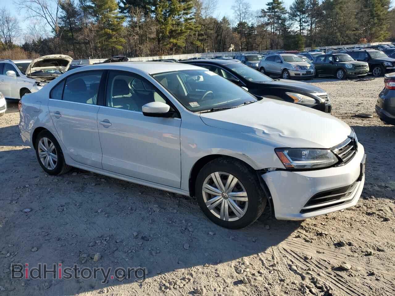 2017 VOLKSWAGEN JETTA - VIN: 3VW2B7AJ0HM406529 - Фото 4