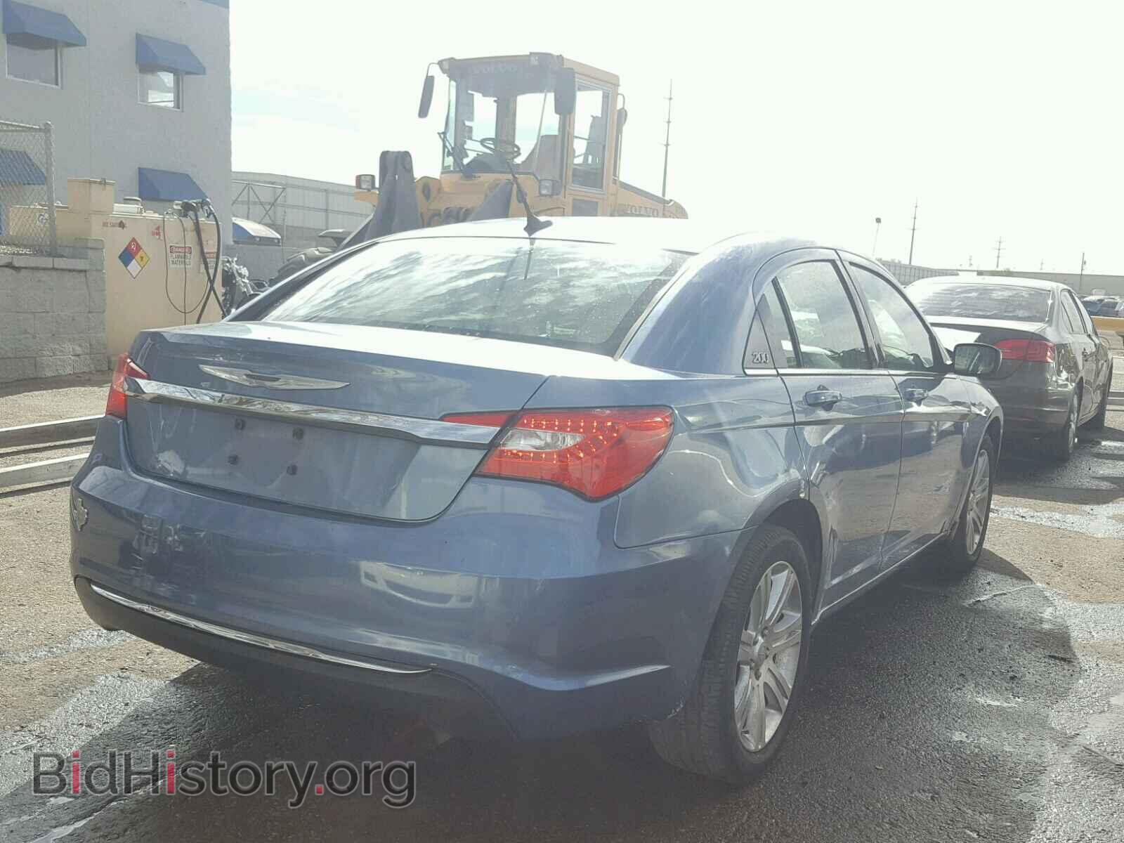 2011 CHRYSLER 200 - VIN: 1C3BC1FB9BN612867 - Фото 4