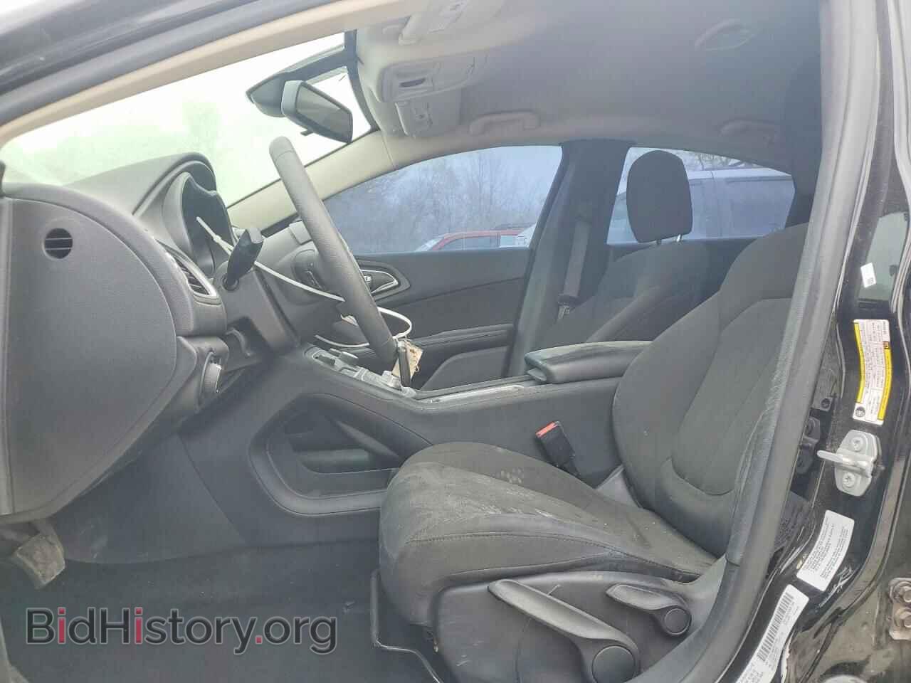 2016 CHRYSLER 200 - VIN: 1C3CCCAB5GN143100 - Photo 7