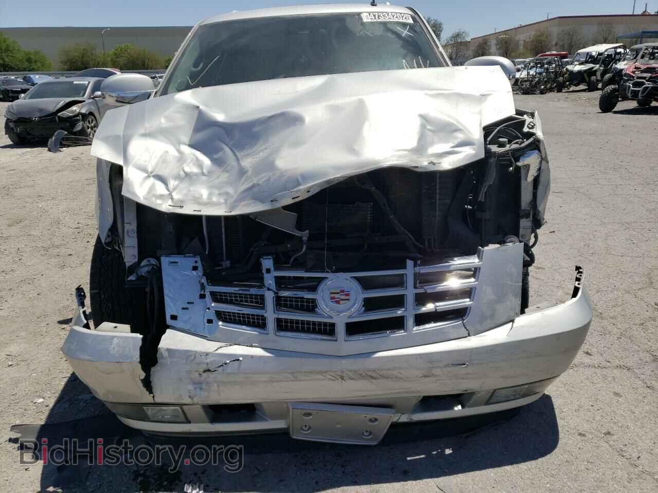 2011 CADILLAC ESCALADE - VIN: 1GYS3BEF1BR295434 - Фото 9