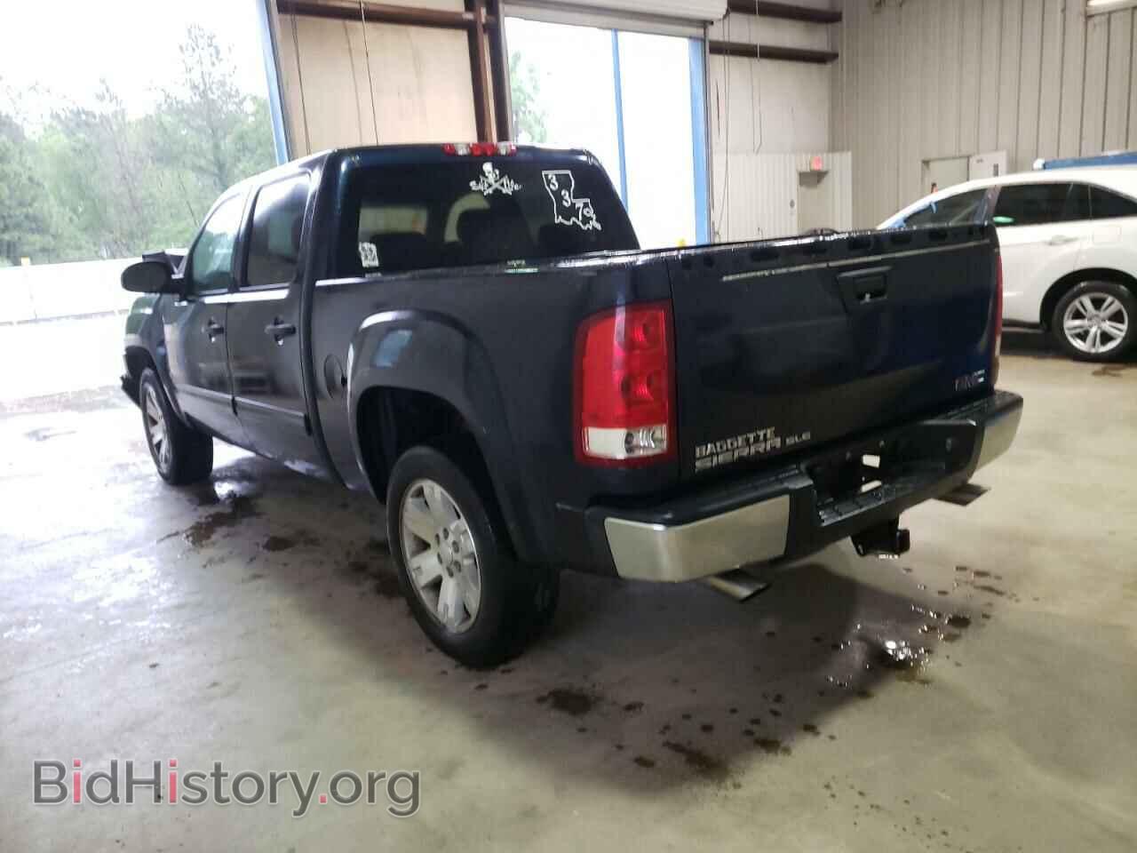 2007 GMC SIERRA - VIN: 2GTEC13J371572136 - Фото 2