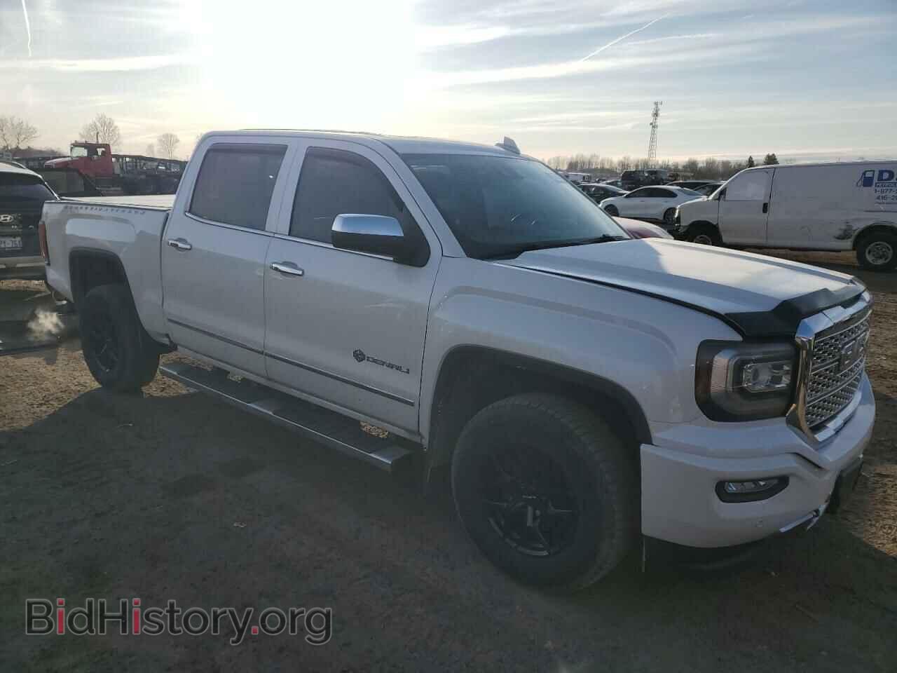 2018 GMC All Models - VIN: 3GTU2PEC8JG618686 - Photo 4