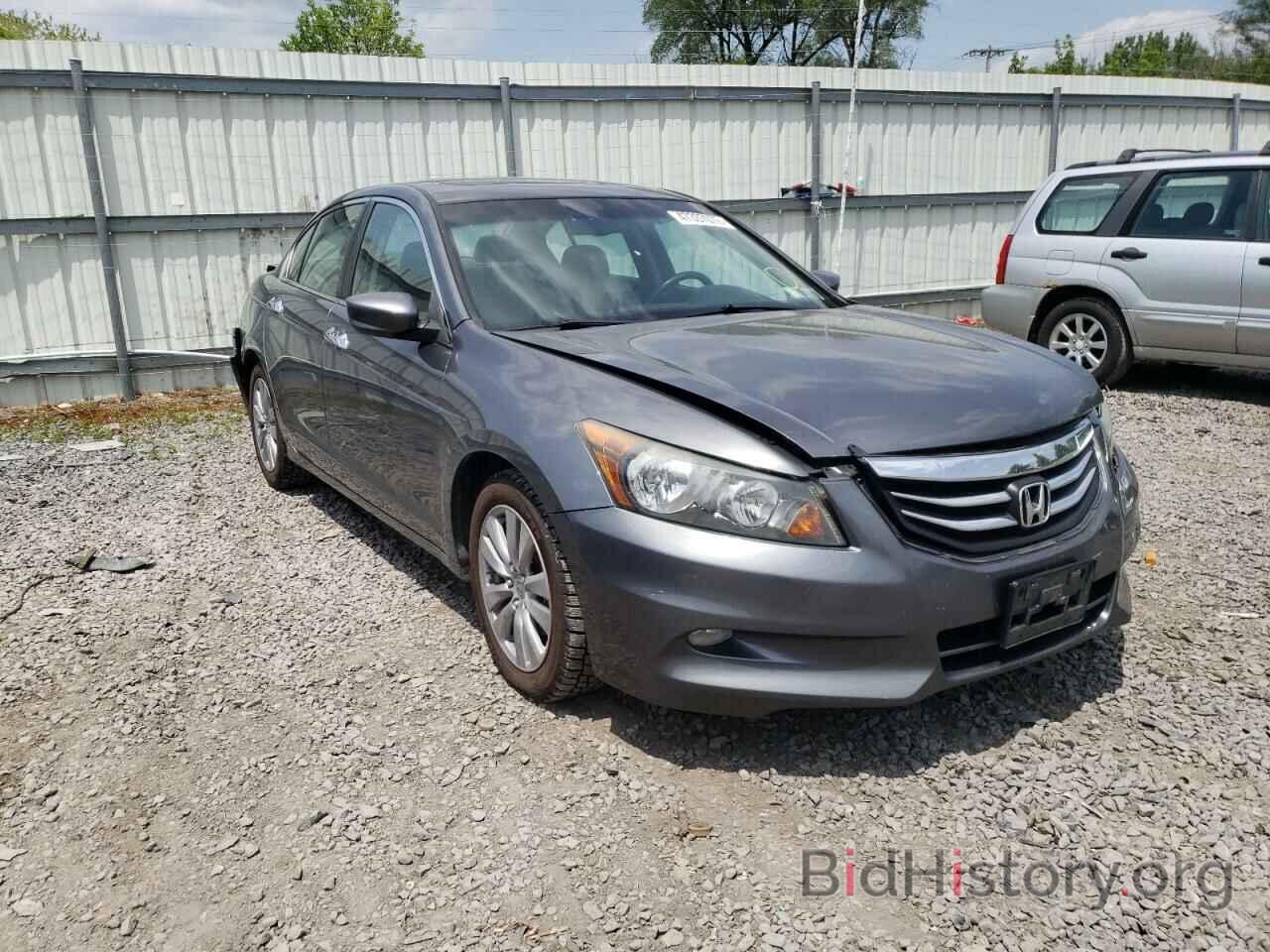 Photo 1HGCP3F83CA036997 - HONDA ACCORD 2012