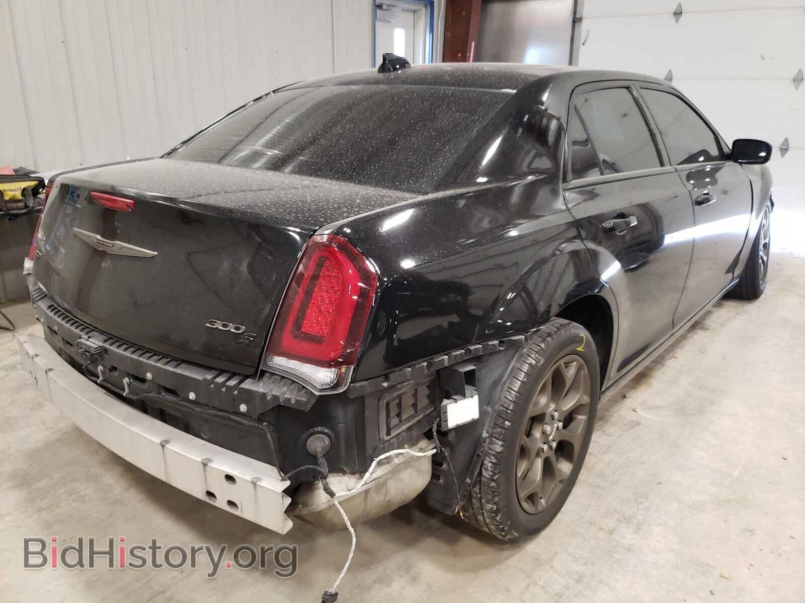 2016 CHRYSLER 300 - VIN: 2C3CCAGG7GH296108 - Photo 4