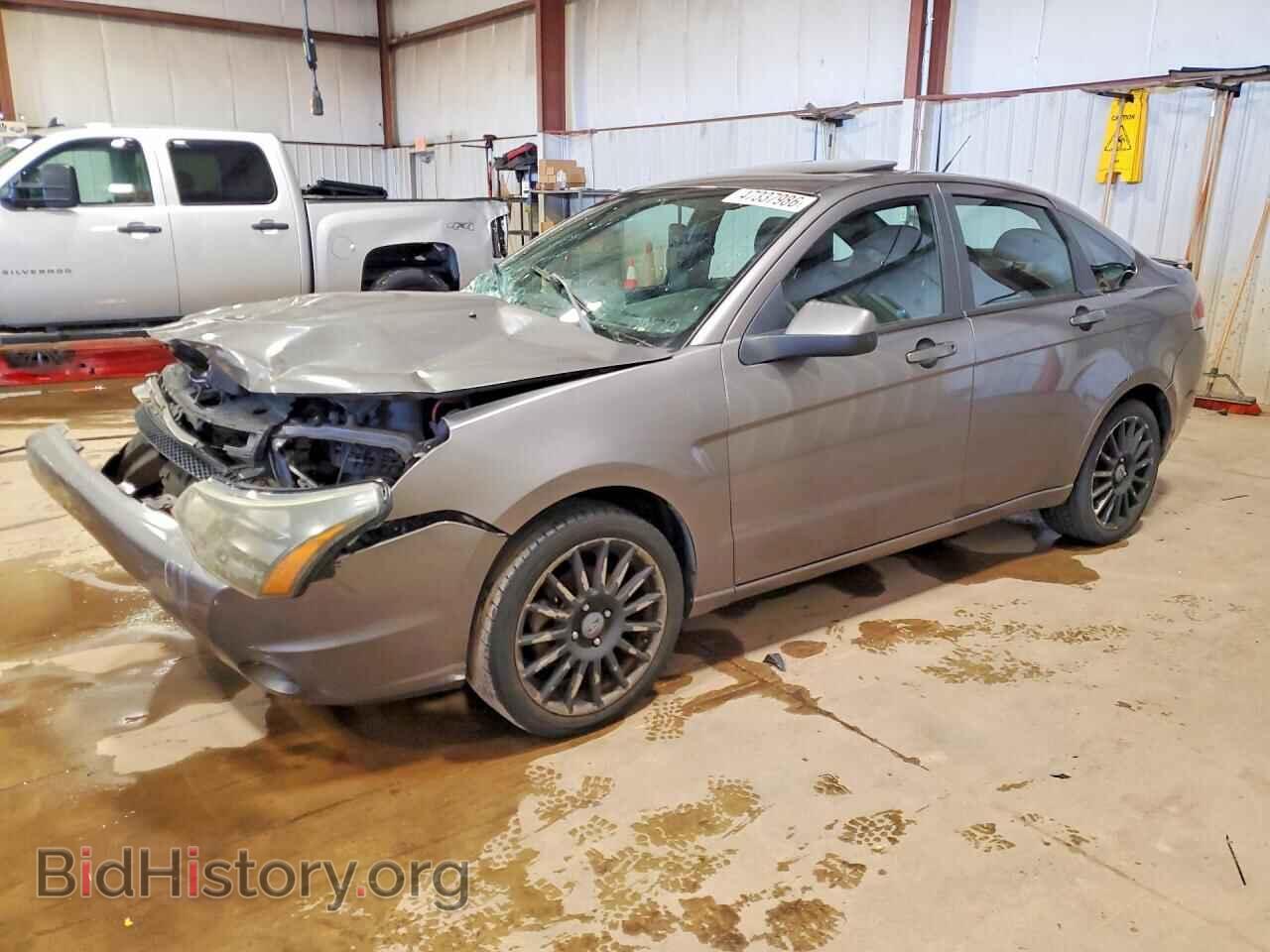 Photo 1FAHP3GN0BW100557 - FORD FOCUS 2011