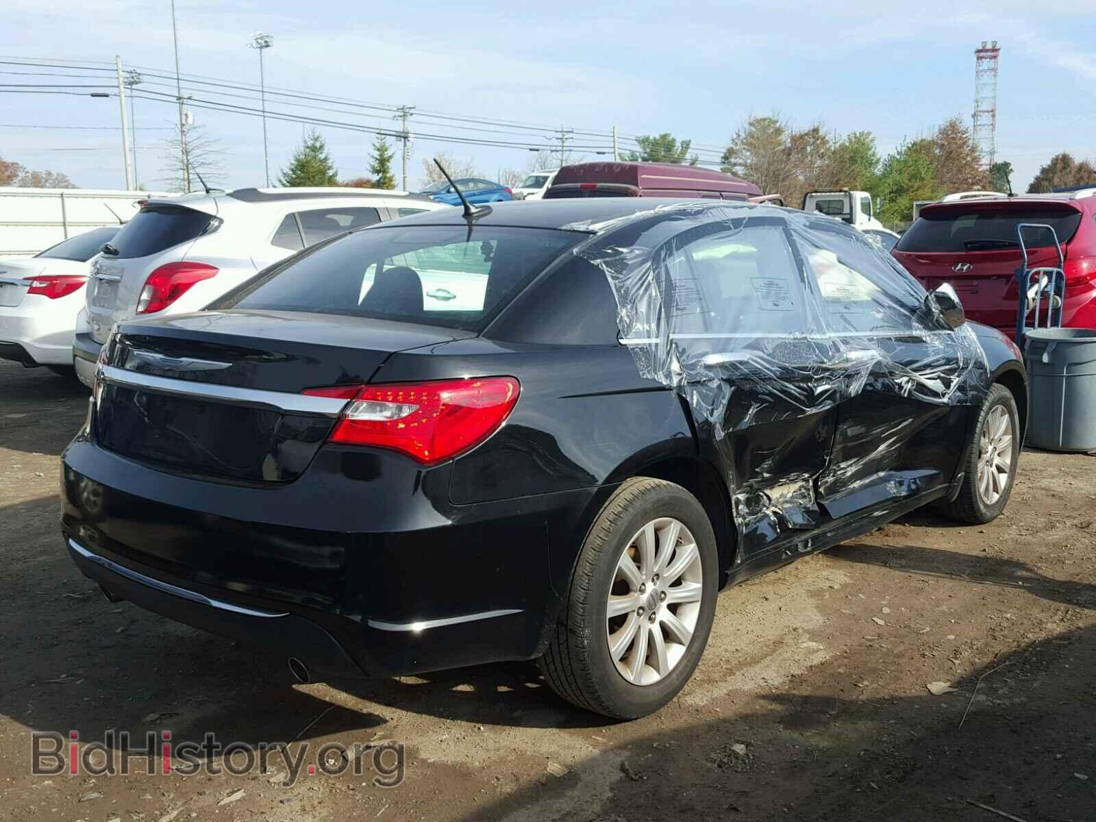 2013 CHRYSLER 200 - VIN: 1C3CCBCG0DN720355 - Фото 4
