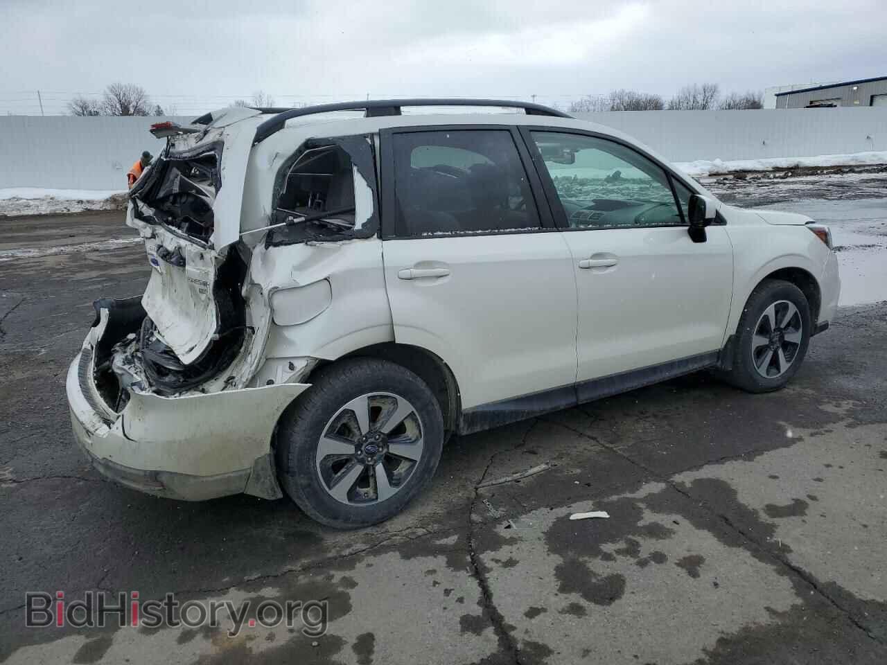 2017 SUBARU FORESTER - VIN: JF2SJAEC9HH473795 - Фото 3