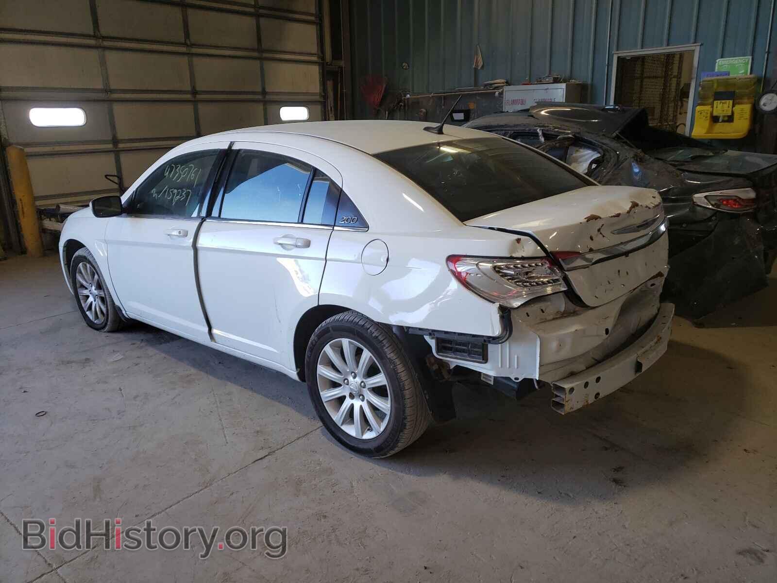 2013 CHRYSLER 200 - VIN: 1C3CCBBB2DN570383 - Фото 3