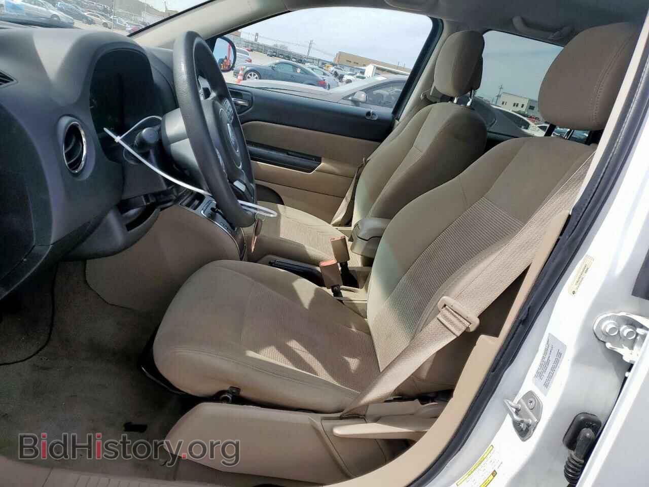 2016 JEEP COMPASS - VIN: 1C4NJCBA4GD604583 - Фото 7