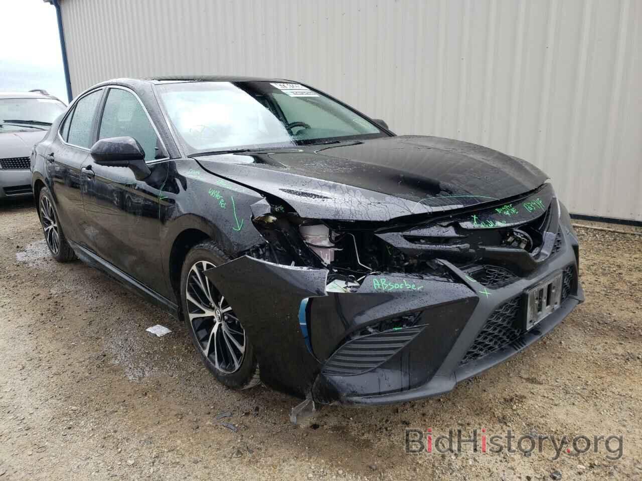 Photo 4T1G11AK6LU930883 - TOYOTA CAMRY 2020