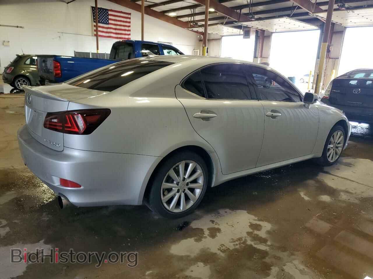 2010 LEXUS IS - VIN: JTHCF5C27A5042173 - Photo 3