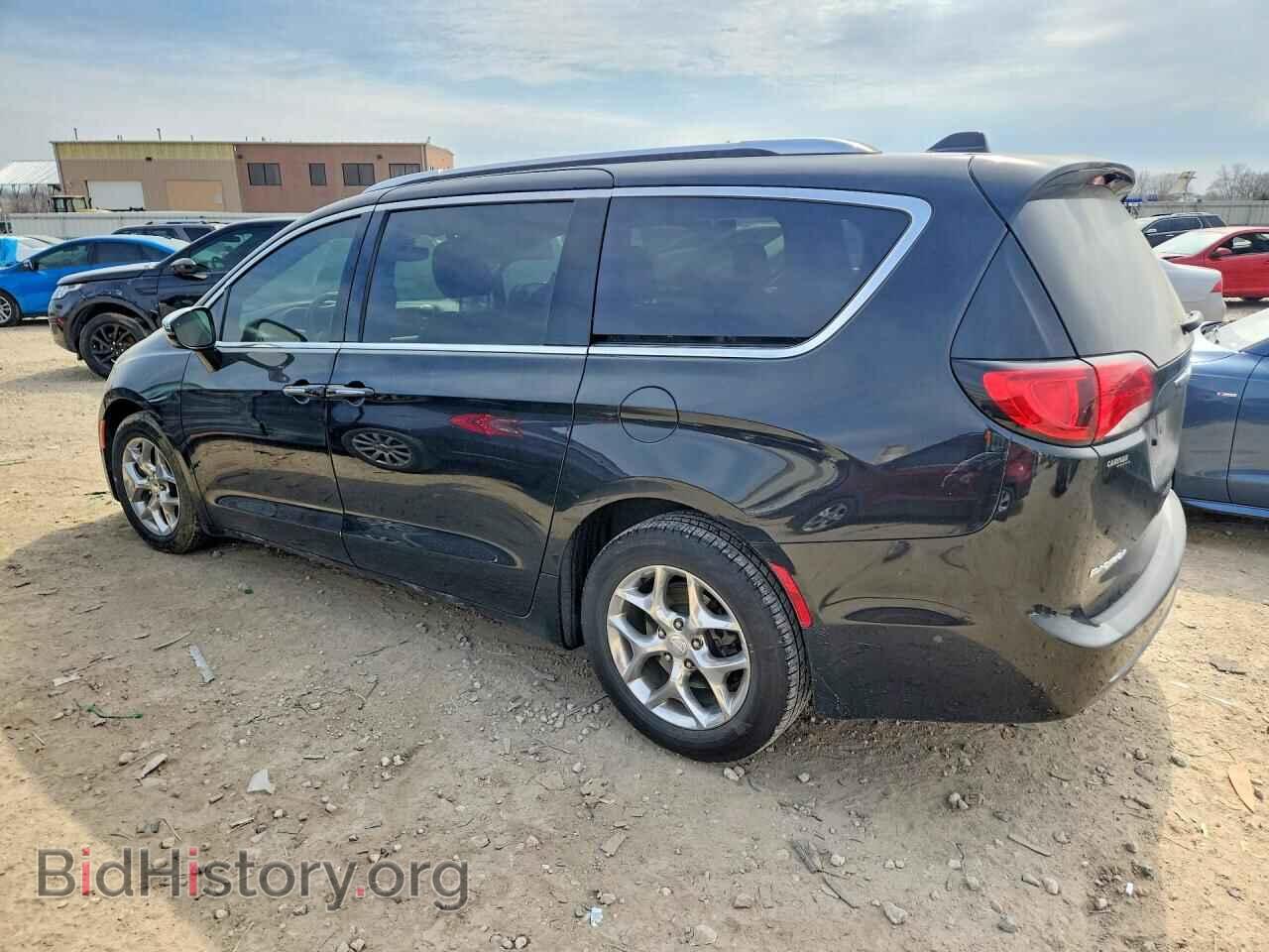 2017 CHRYSLER PACIFICA - VIN: 2C4RC1GG5HR723478 - Фото 2