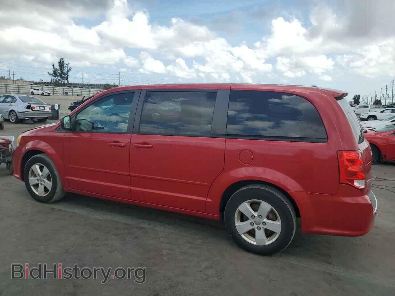 2013 DODGE CARAVAN - VIN: 2C4RDGBG3DR642660 - Фото 2