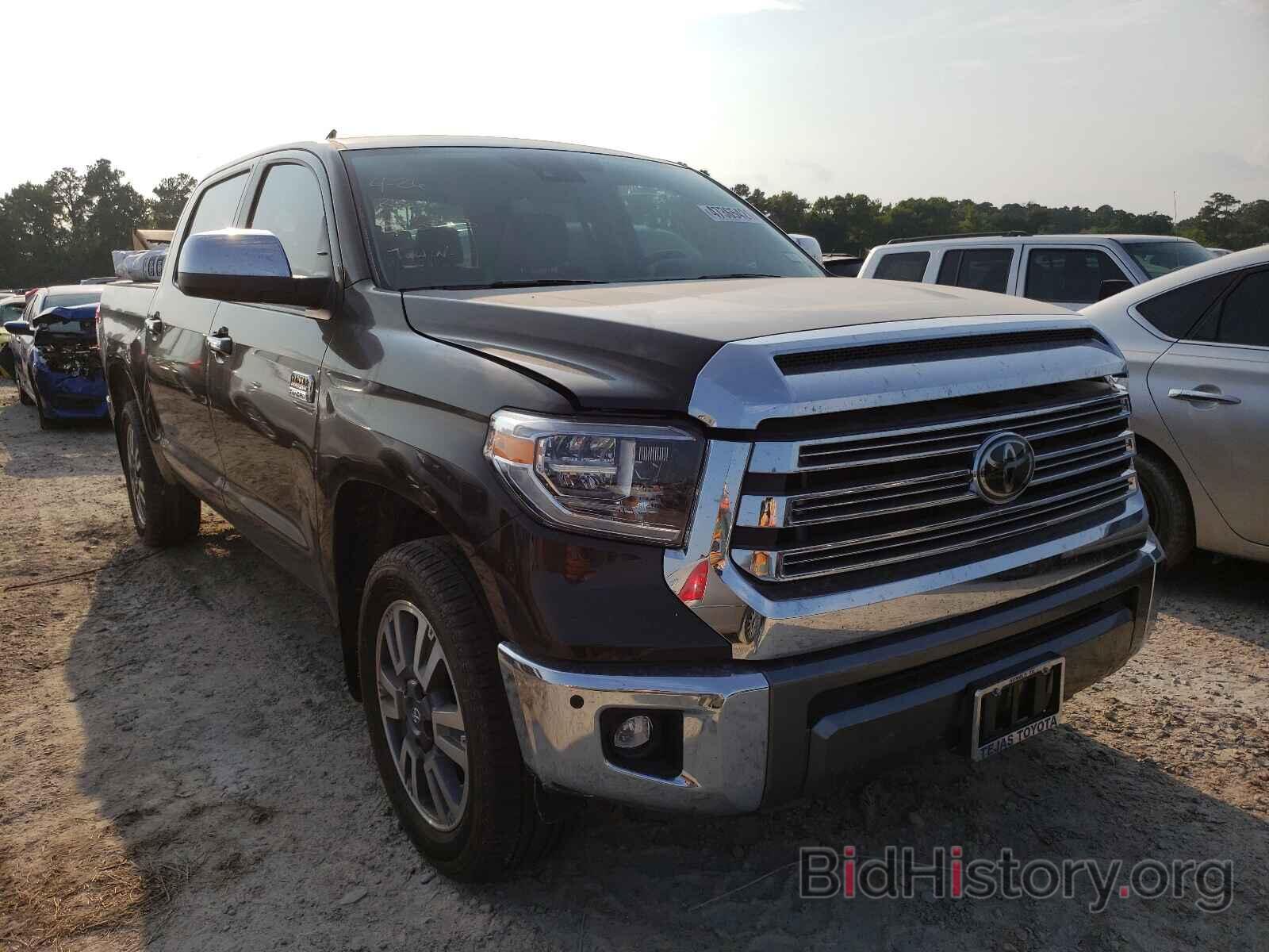 Photo 5TFGY5F17LX261335 - TOYOTA TUNDRA 2020