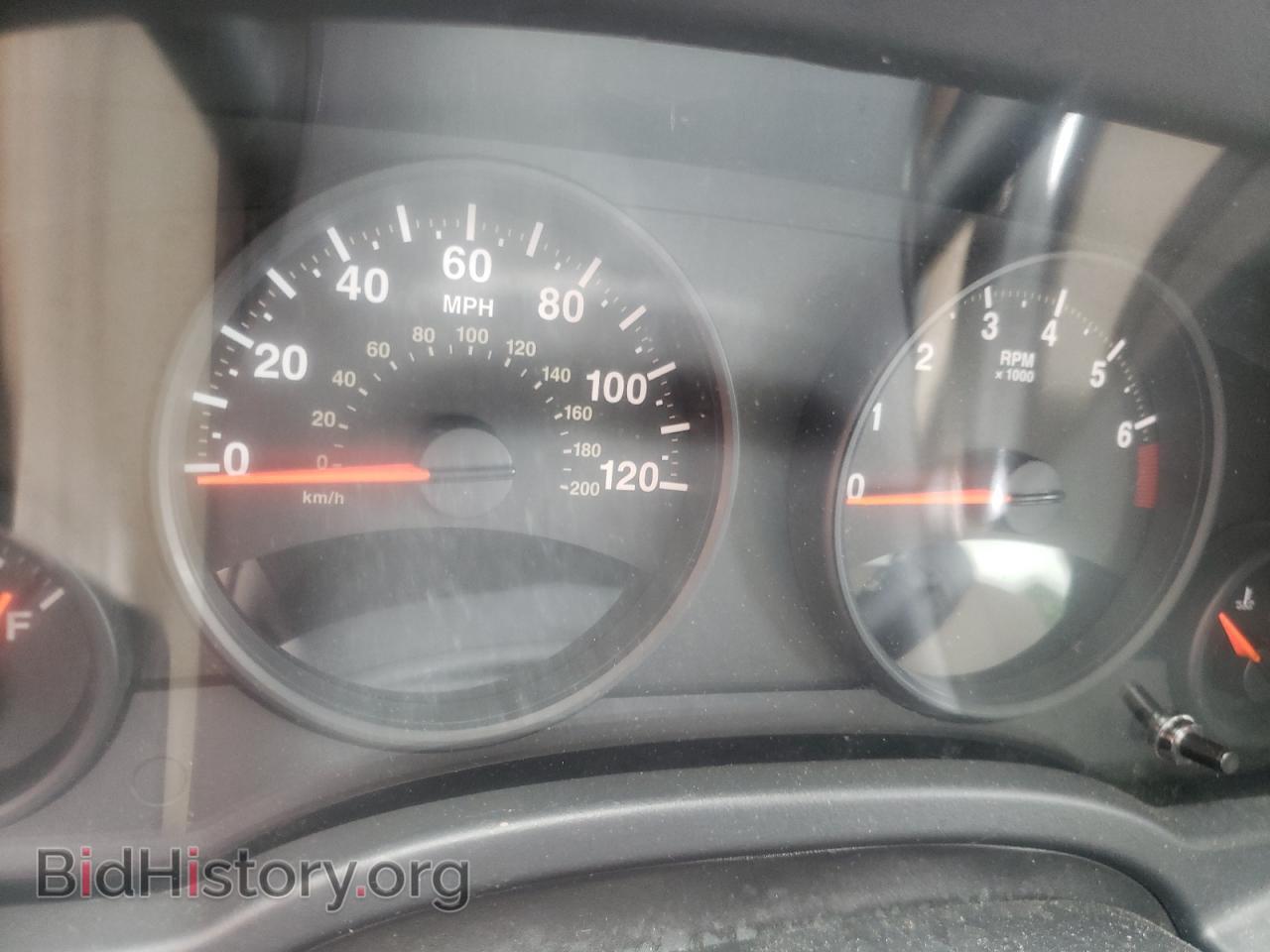 2009 JEEP COMPASS - VIN: 1J4FF47B79D217875 - Photo 8