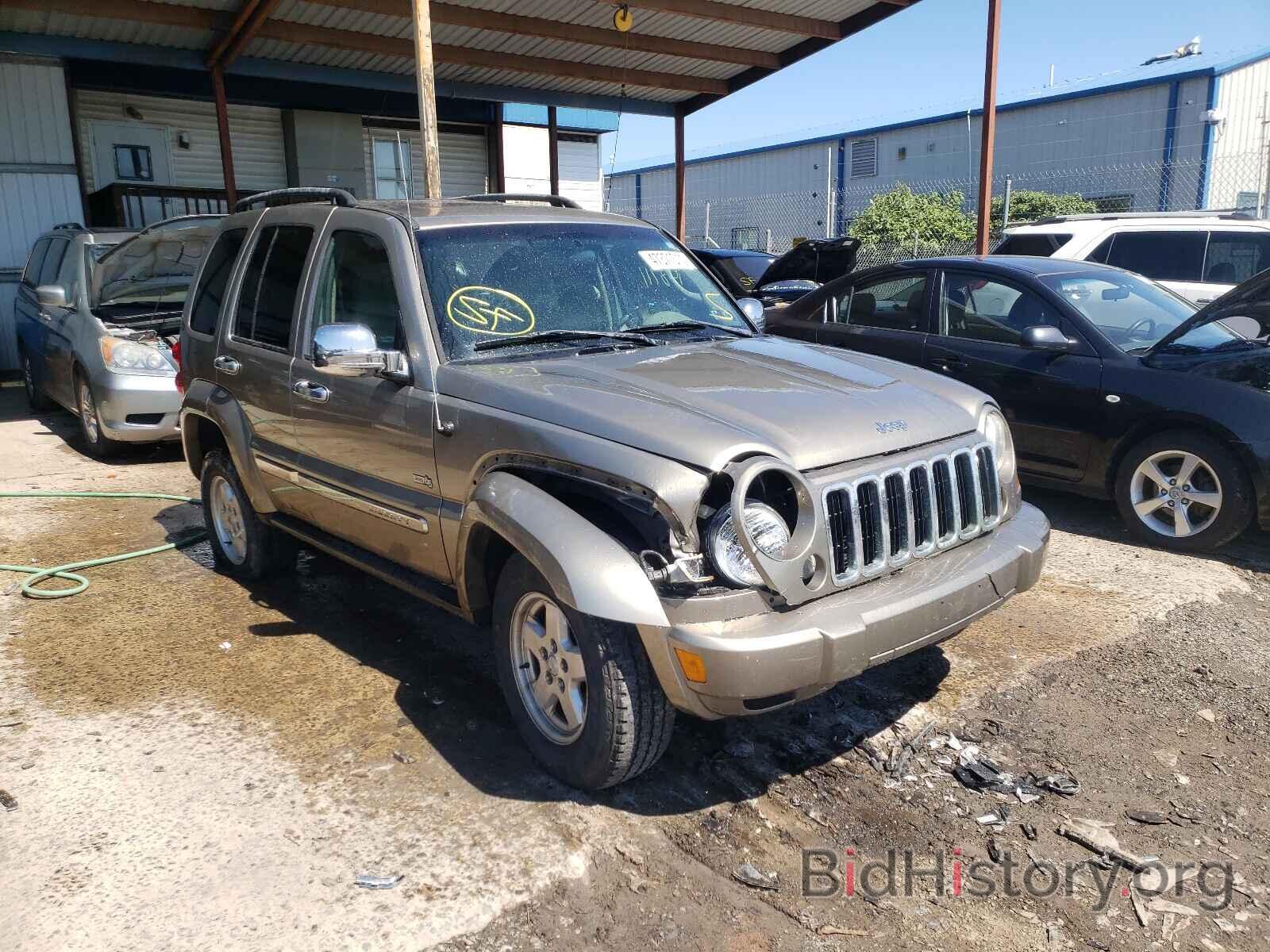 Фотография 1J4GL48KX6W258464 - JEEP LIBERTY 2006