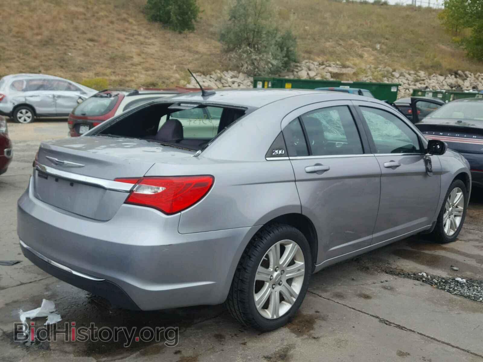 2013 CHRYSLER 200 - VIN: 1C3CCBAB3DN764356 - Фото 4