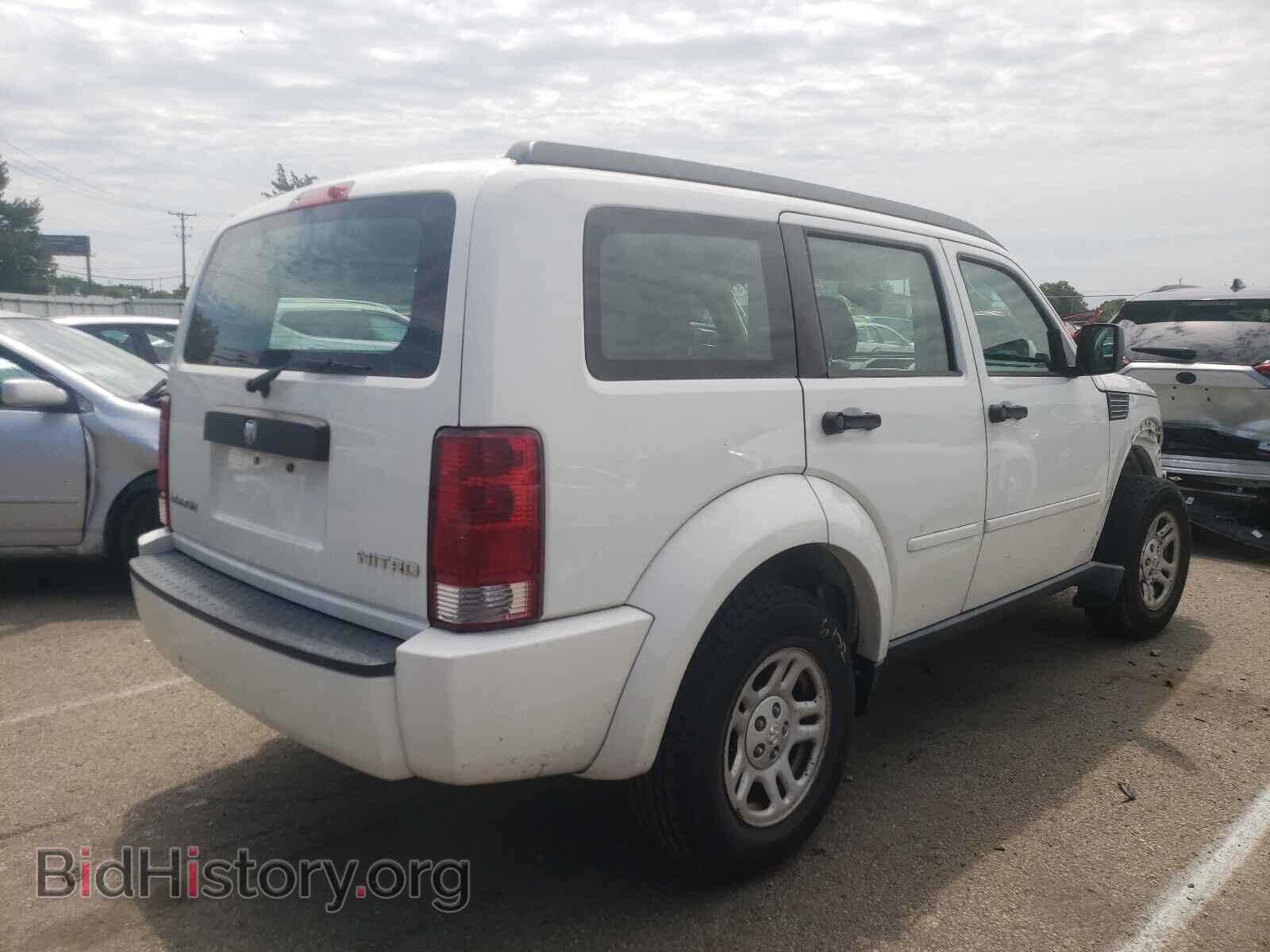 2010 DODGE NITRO - VIN: 1D4PT2GK8AW100213 - Photo 4