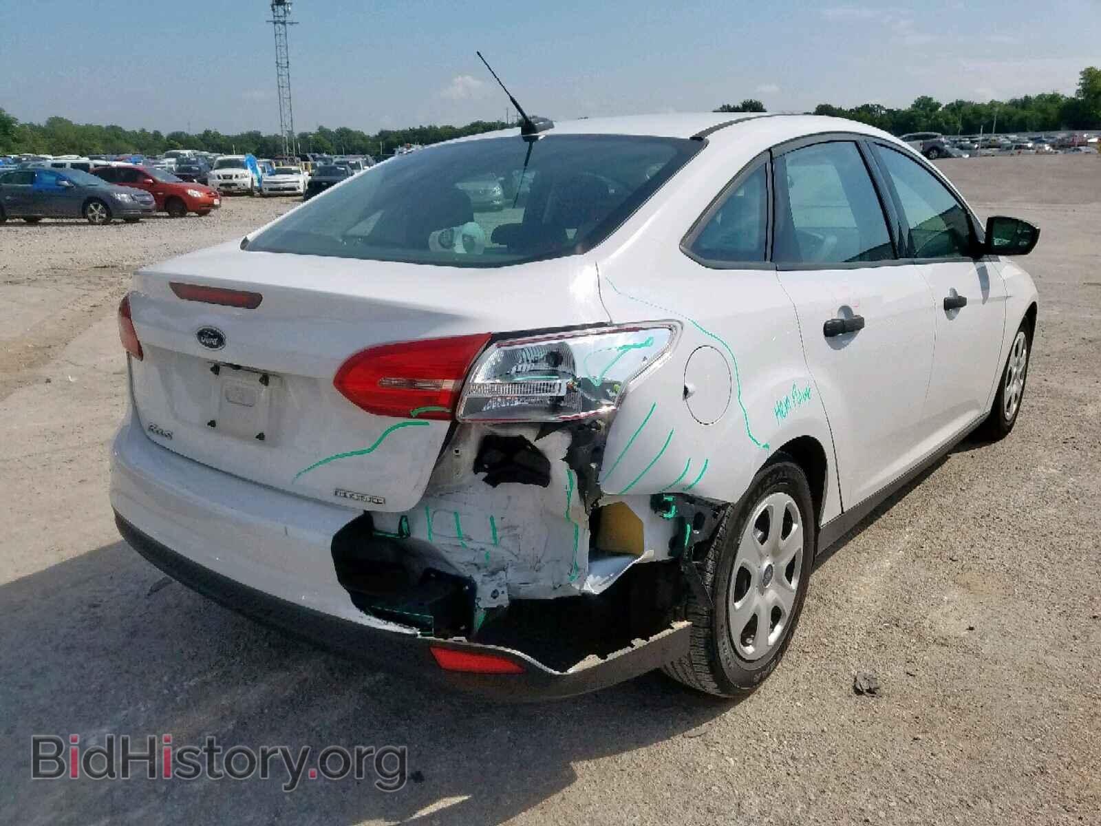 2016 FORD FOCUS - VIN: 1FADP3E28GL305754 - Фото 4