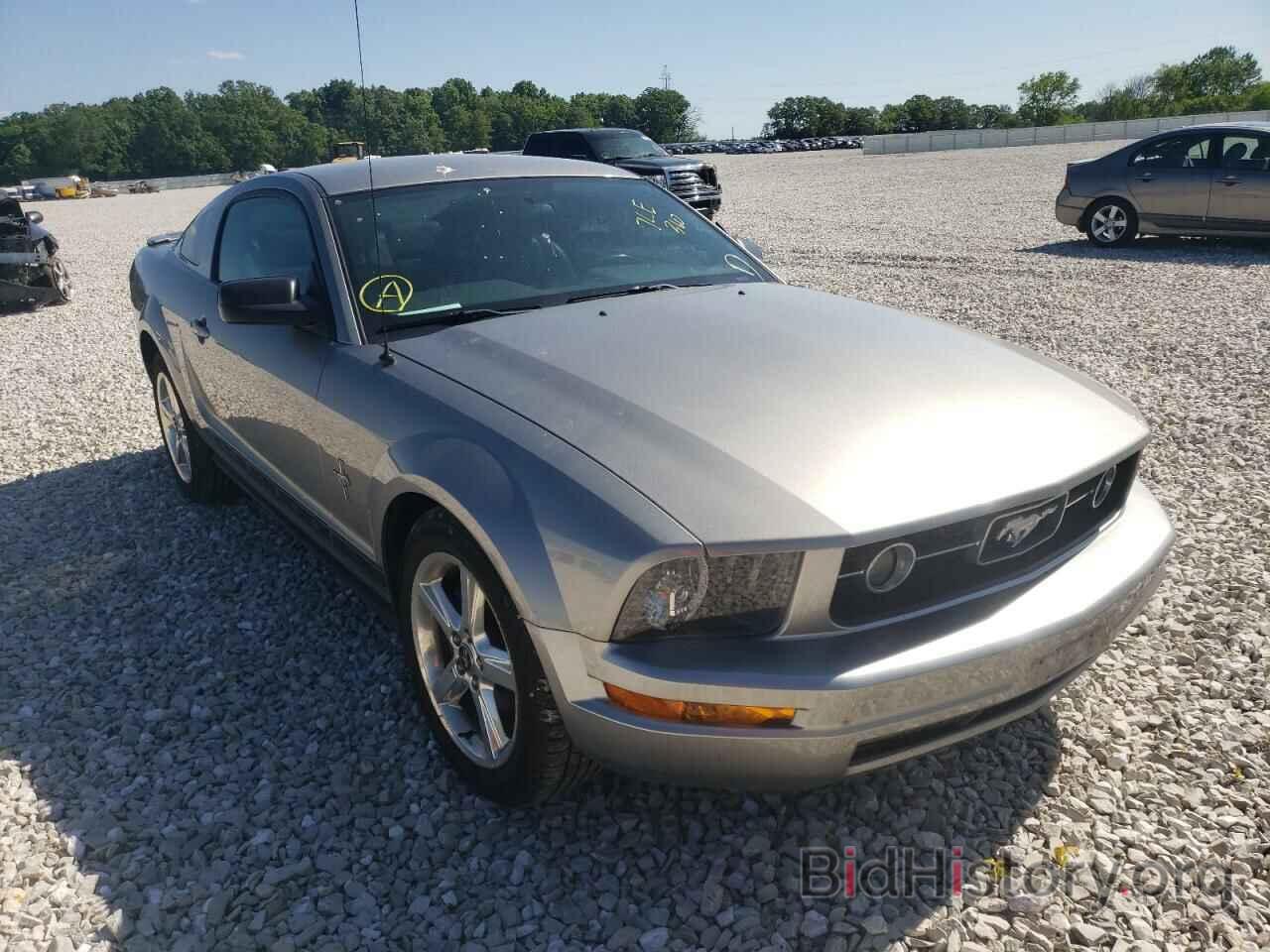 Photo 1ZVHT80N285110127 - FORD MUSTANG 2008
