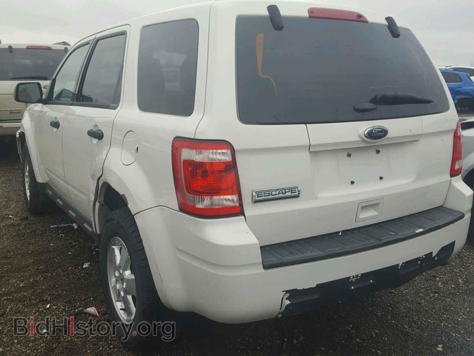 2011 FORD ESCAPE - VIN: 1FMCU9C77BKC30880 - Фото 3