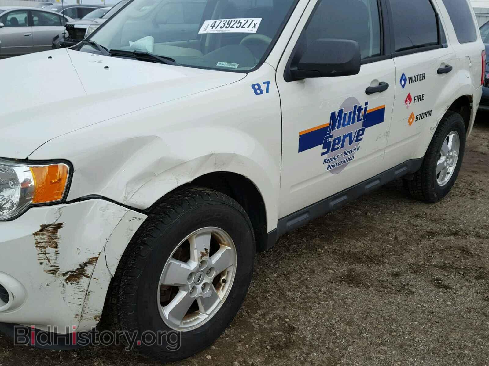 2011 FORD ESCAPE - VIN: 1FMCU9C77BKC30880 - Фото 9