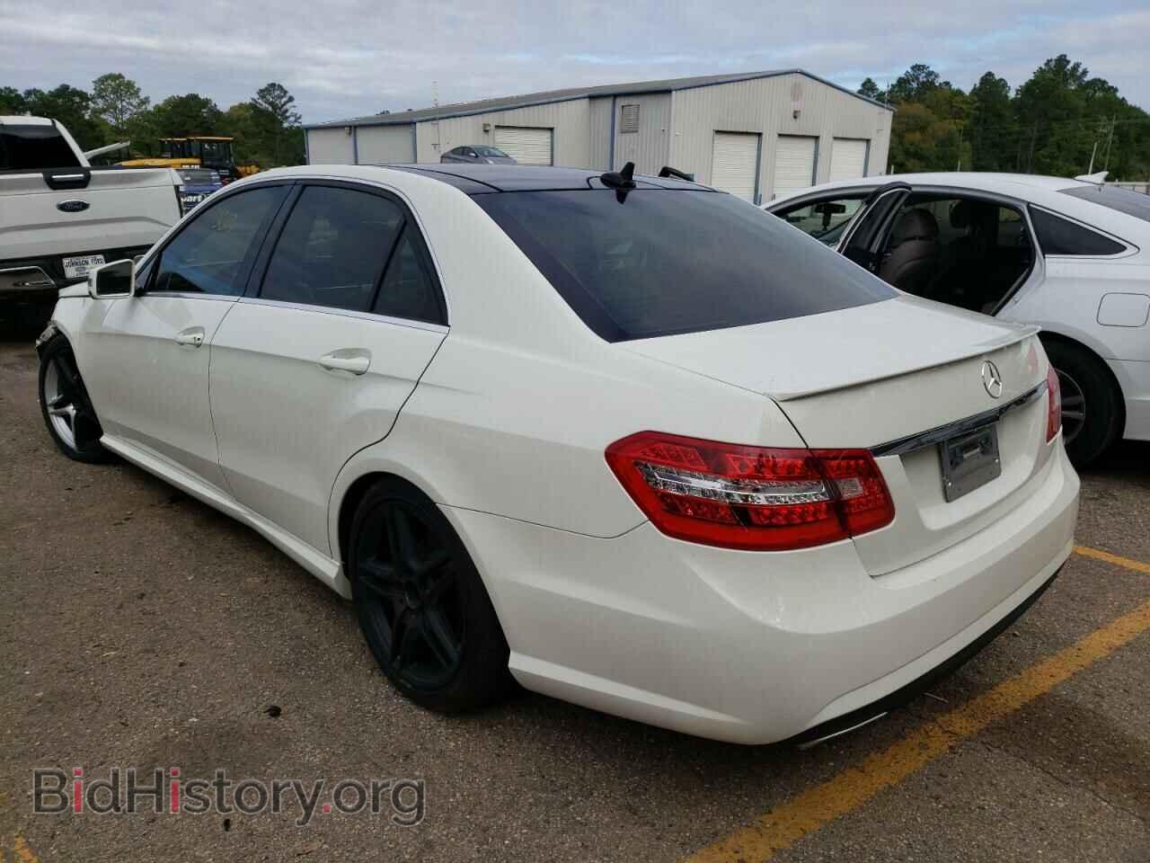 2012 MERCEDES-BENZ E-CLASS - VIN: WDDHF5KB1CA630403 - Фото 2