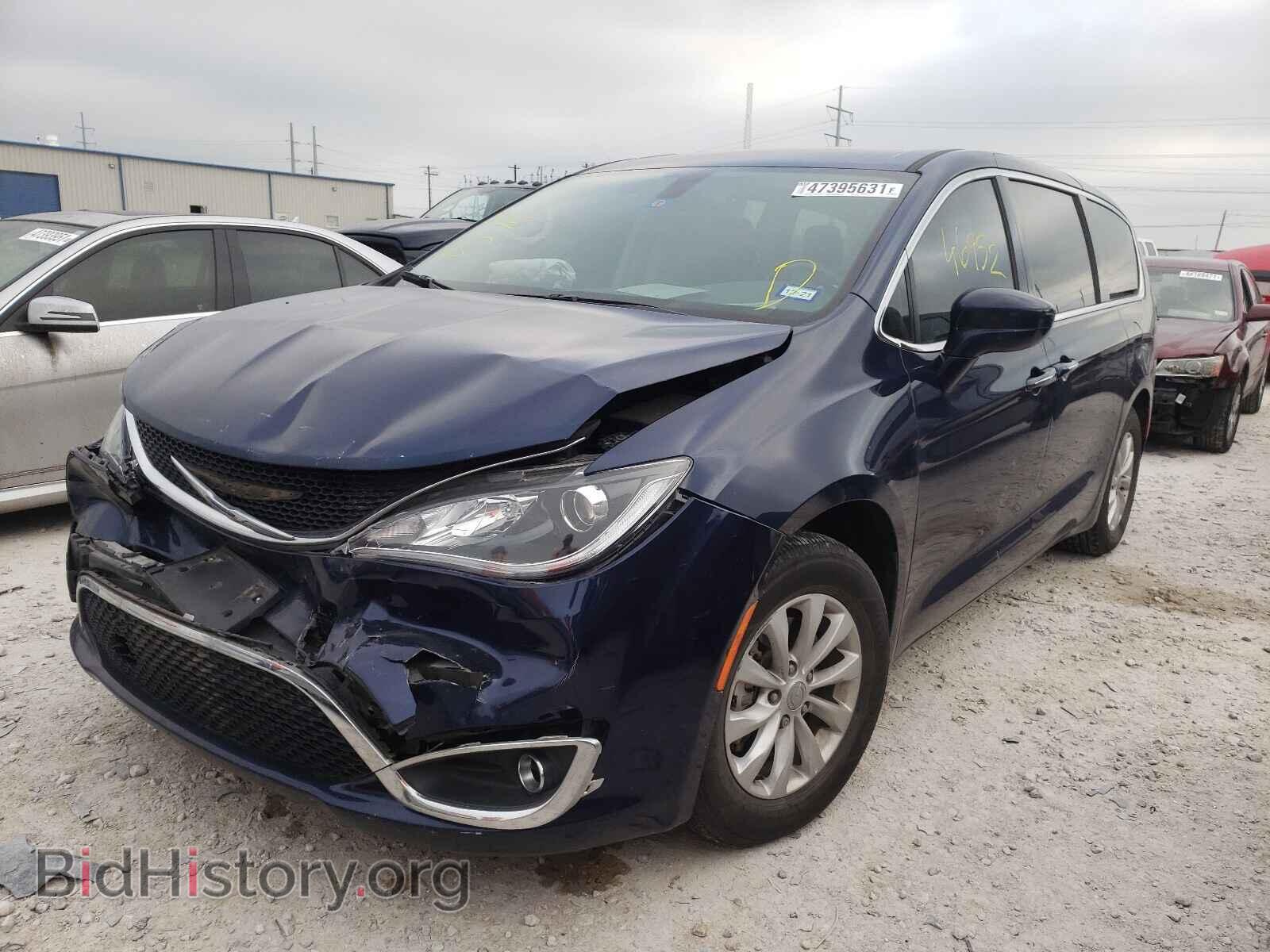 2019 CHRYSLER PACIFICA - VIN: 2C4RC1FG3KR541142 - Фото 2
