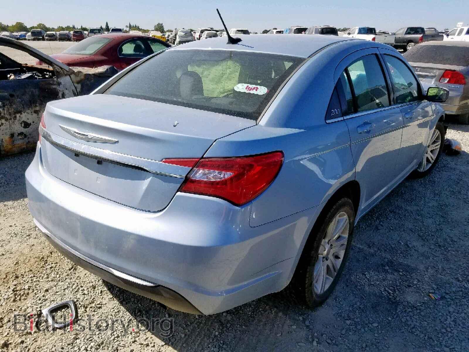2013 CHRYSLER 200 - VIN: 1C3CCBAB6DN698739 - Photo 4