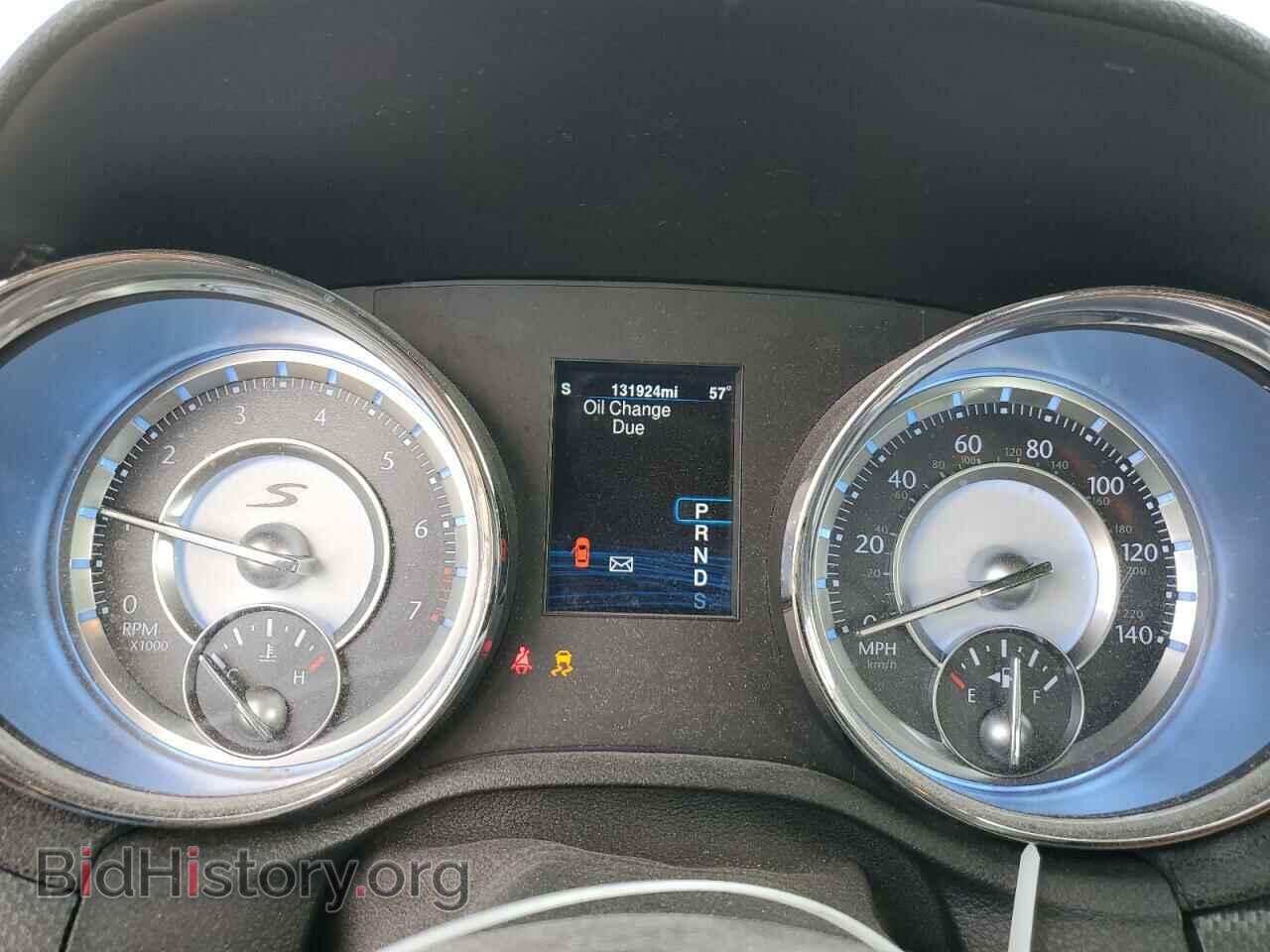 2014 CHRYSLER 300 - VIN: 2C3CCABG3EH159882 - Фото 9